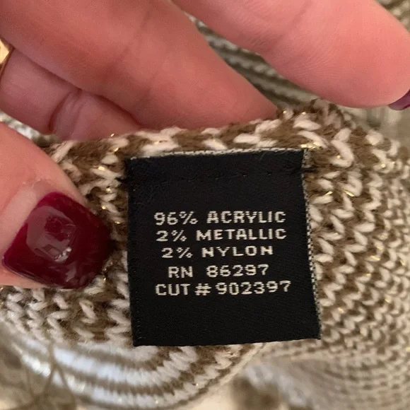 BCBG MAX AZRIA OLIVE GREEN CREAM GOLD METALLIC STRIPE HOOD FRINGE PONCHO SZ S/M - Picture 8 of 10